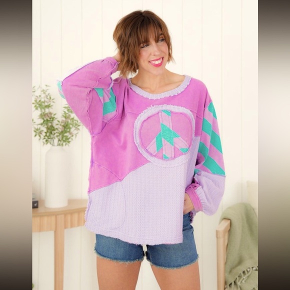Color Block Peace ☮️ Sign top - Picture 1 of 4